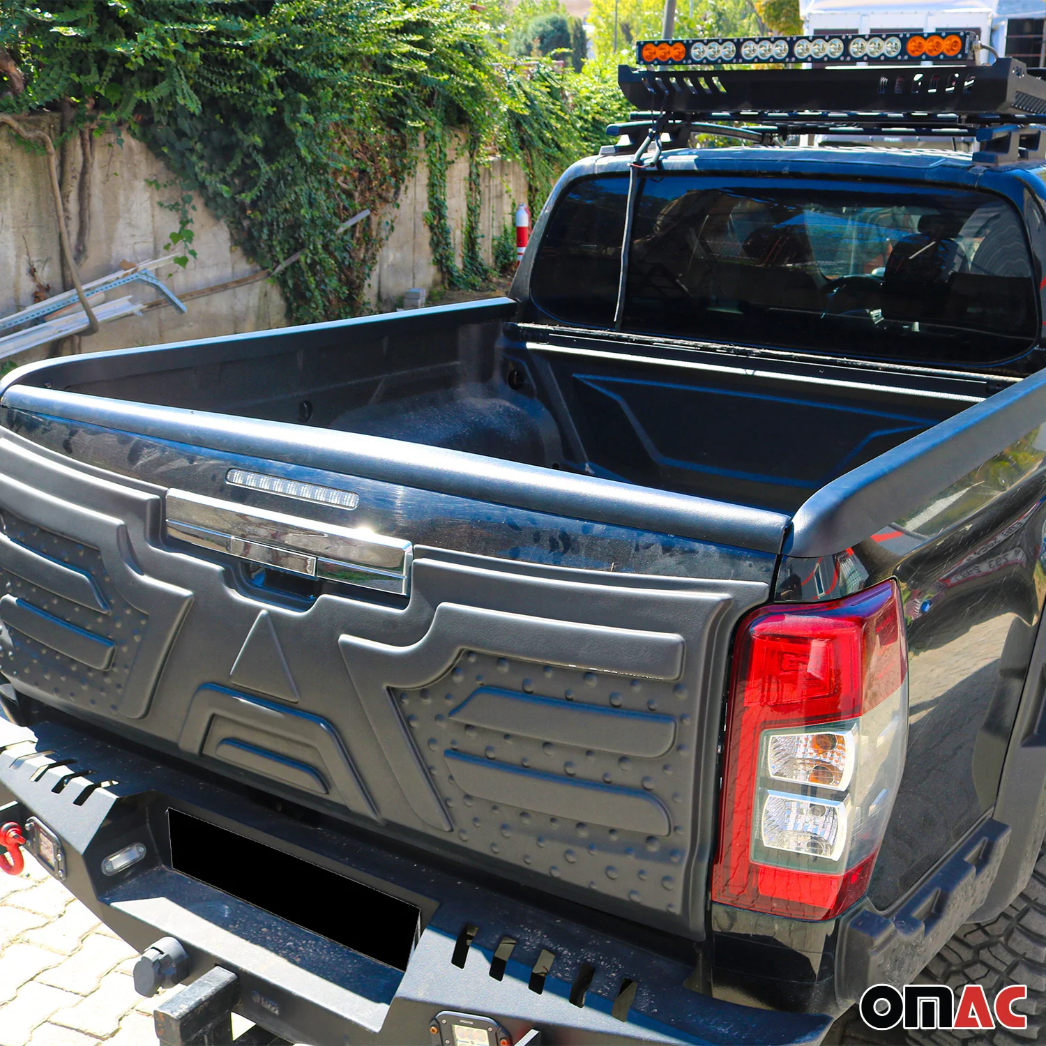 Heckklappenschutz Schutzleiste für VW Amarok 2010-2017 ABS Schwarz - Image 2