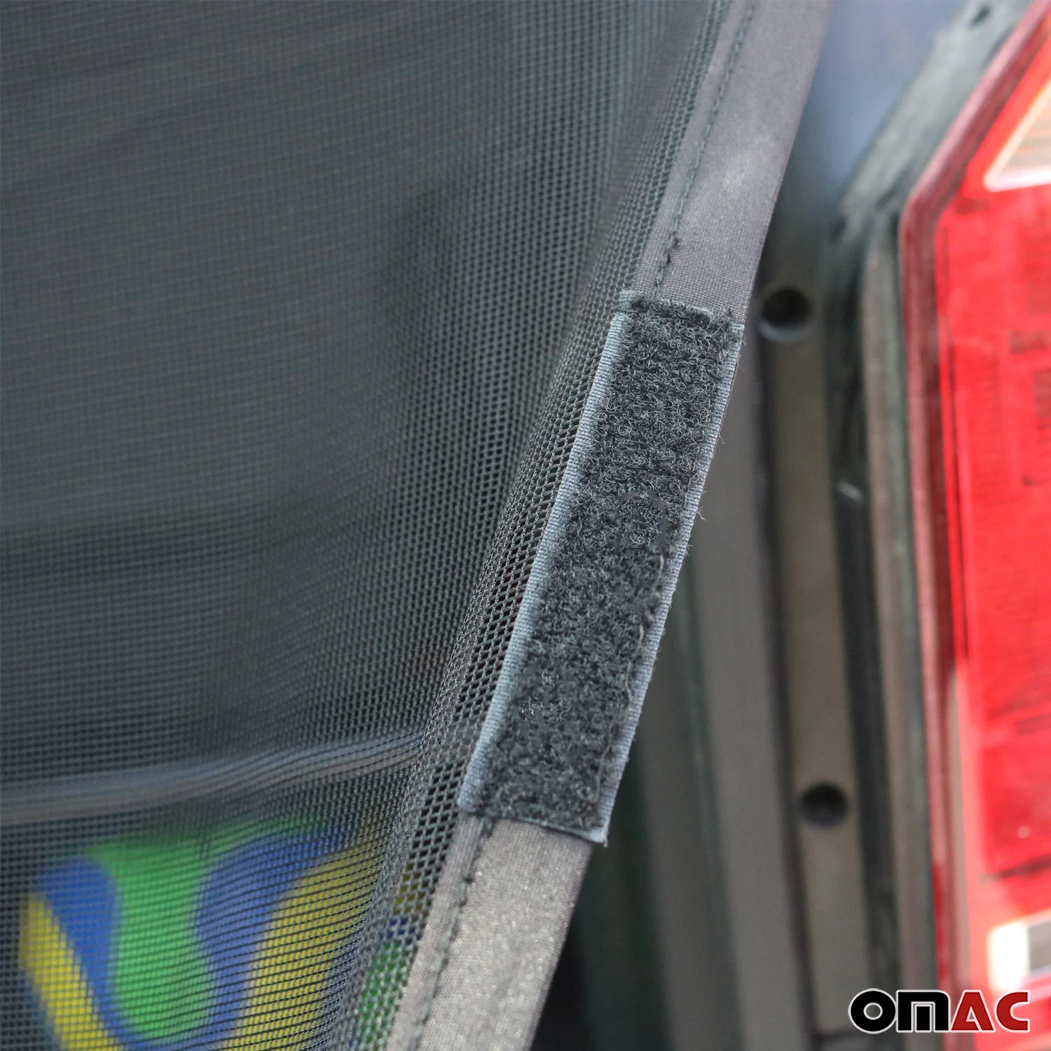 Moskitonetz Magnetisch Insektenschutz für VW T7 Multivan 2022-2026 Heckklappe - Image 4