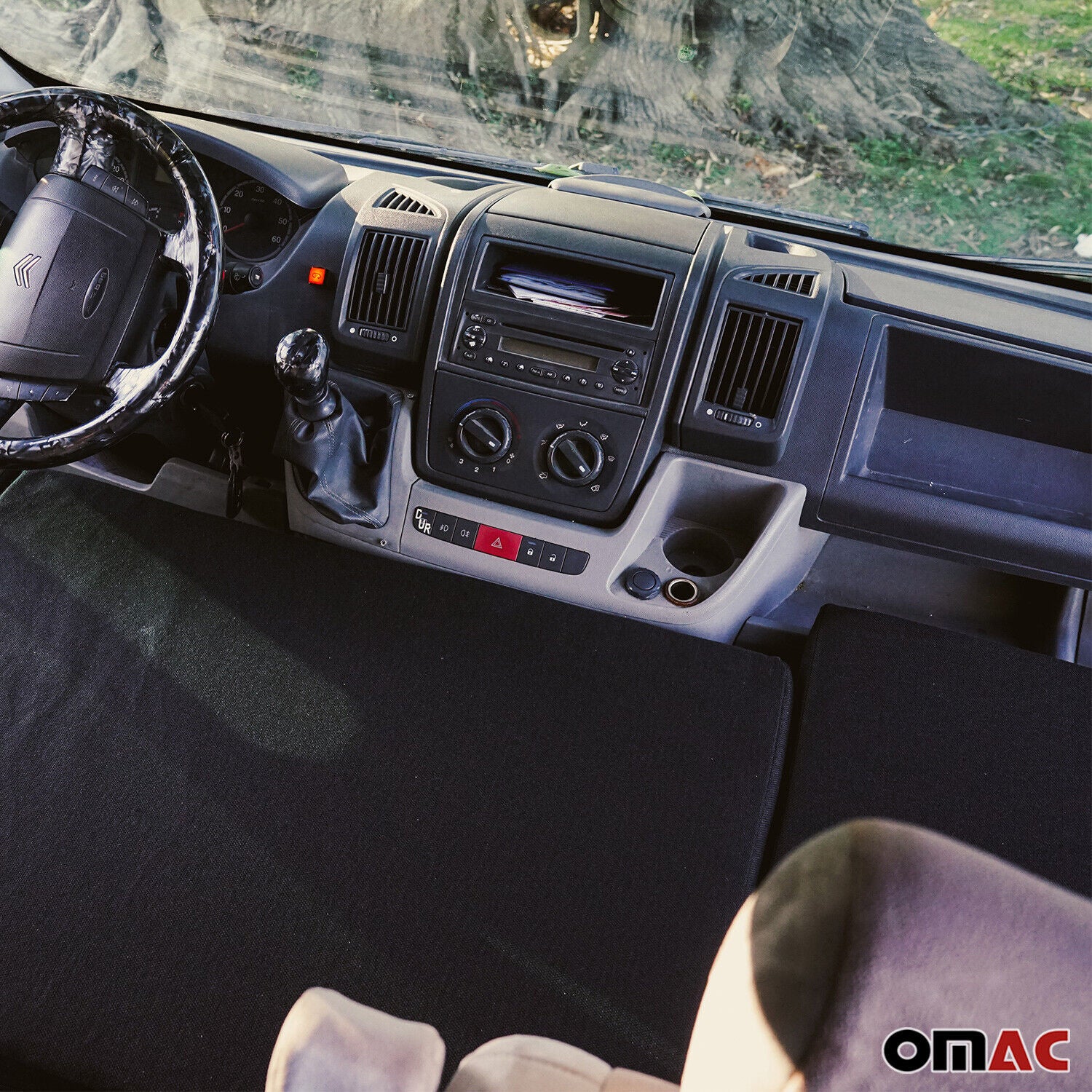 OMAC Camper Bett Fahrerhausbett Matratze für VW Crafter 2006-2026 Schwarz 1 tlg - Image 2